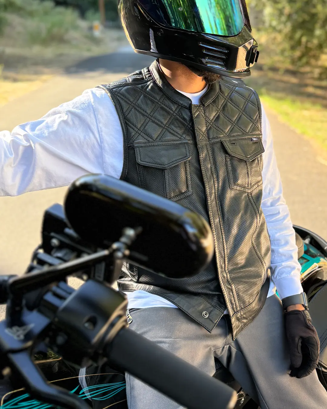 Downside Perforated Men's Motorcycle Leather Vest - Image 21