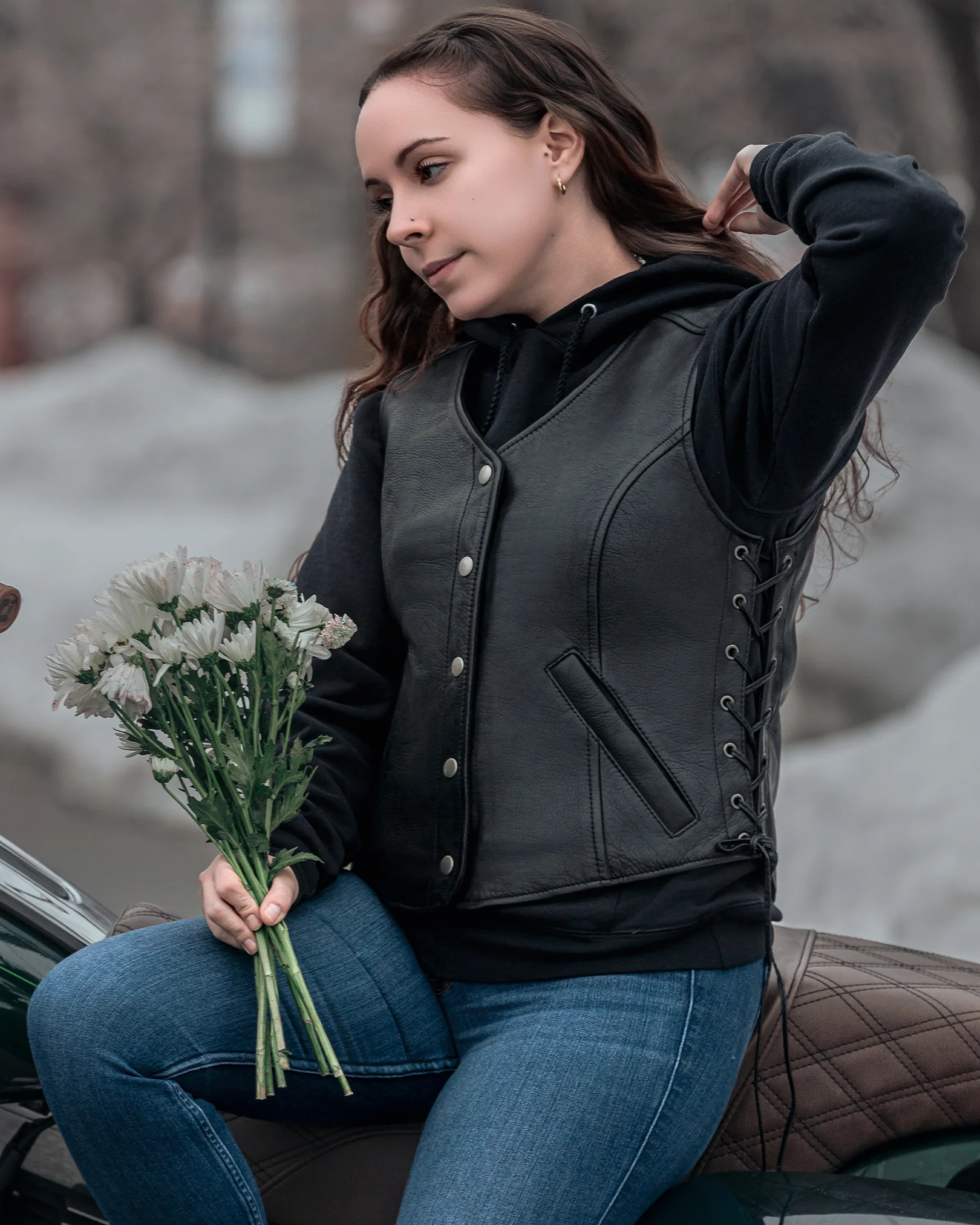 Honey Badger Women's Motorcycle Leather Vest - Image 8
