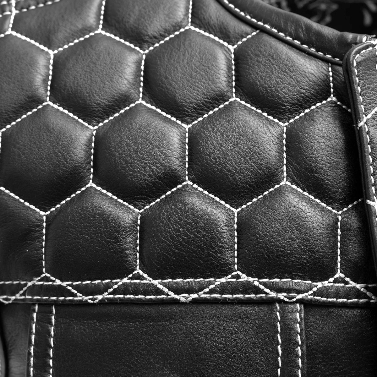 Hornet Men's Club Style Leather Vest - Image 4