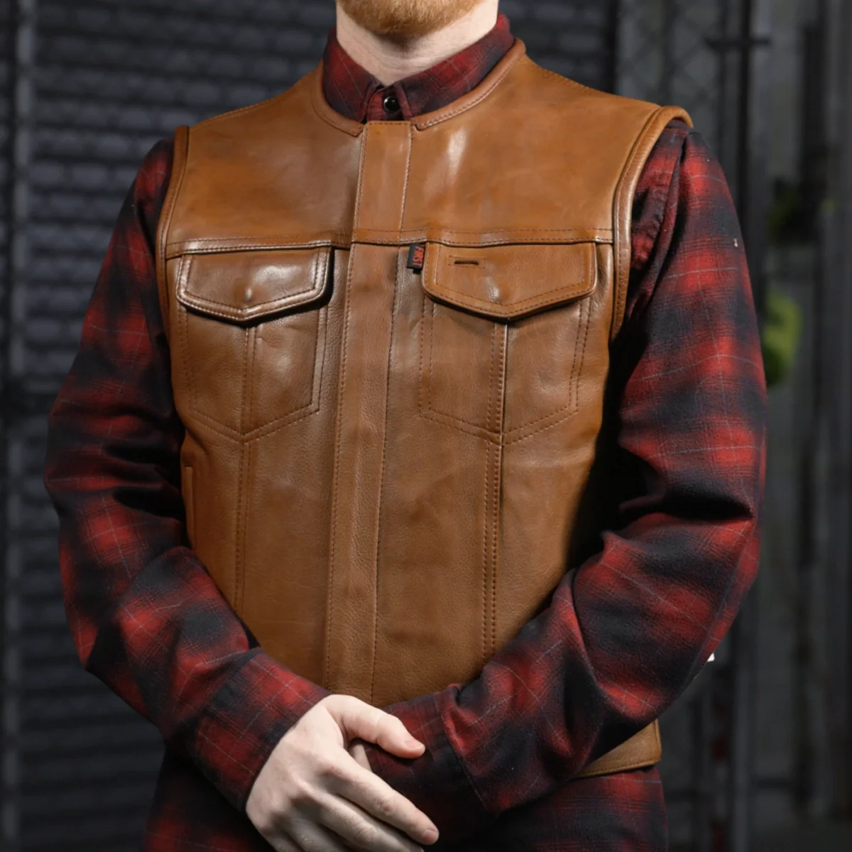 Lowside Men's Motorcycle Leather Vest - Image 13