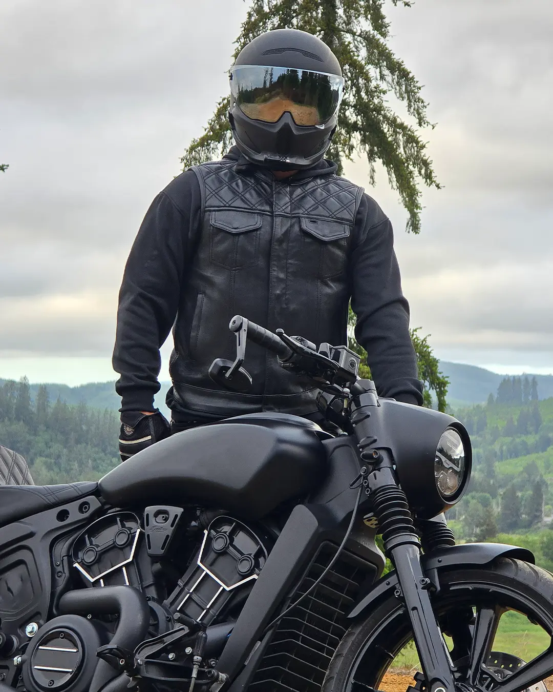 Downside Men's Motorcycle Leather Vest - Image 72