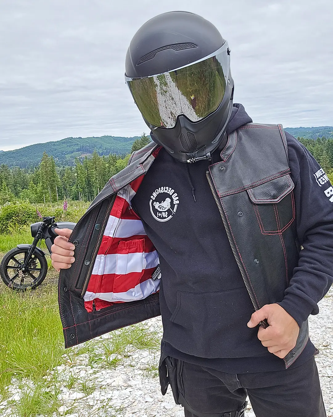 Born Free Men's Leather Motorcycle Leather Vest - Red Stitch - Image 10