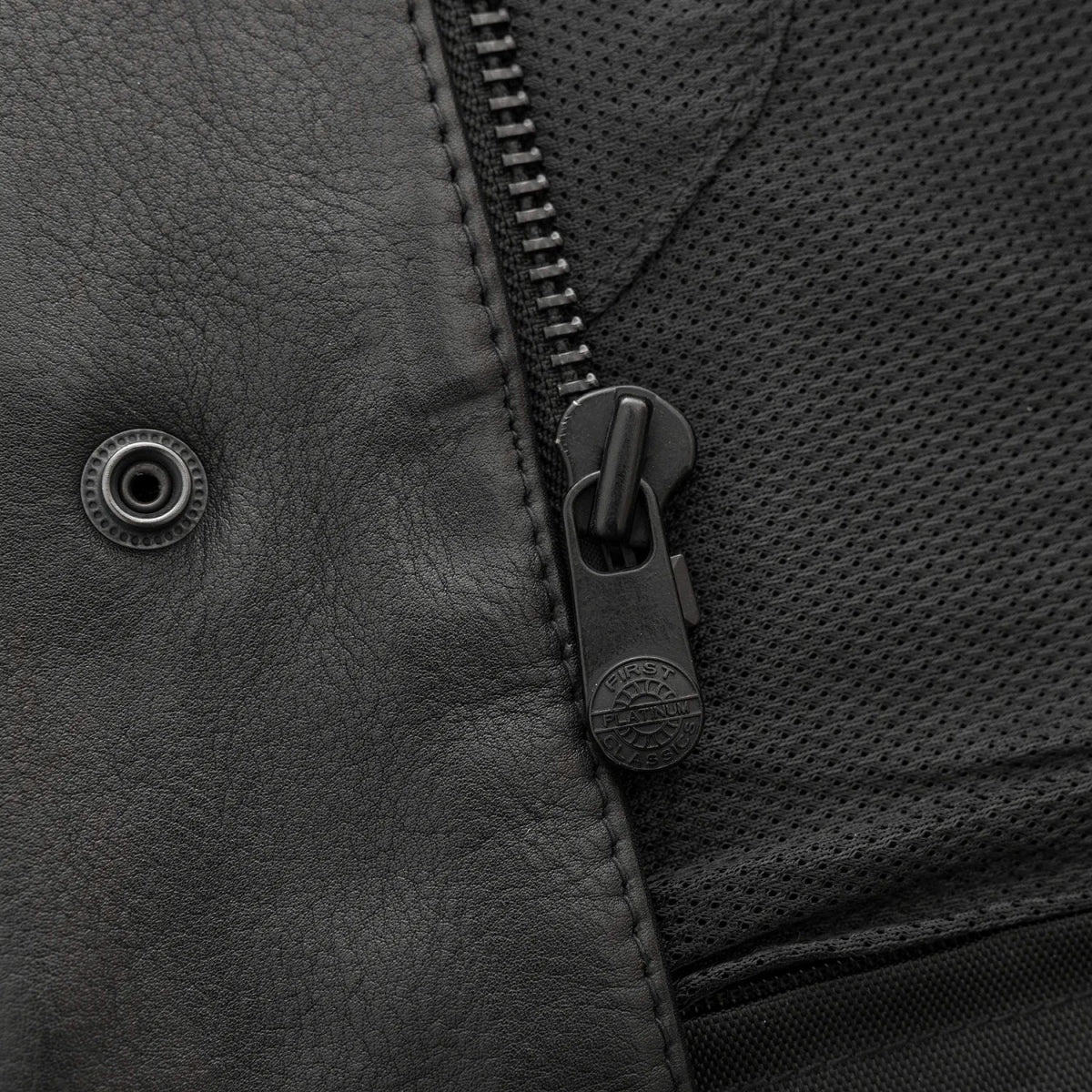 Highside Men's Motorcycle Leather Vest - Image 4