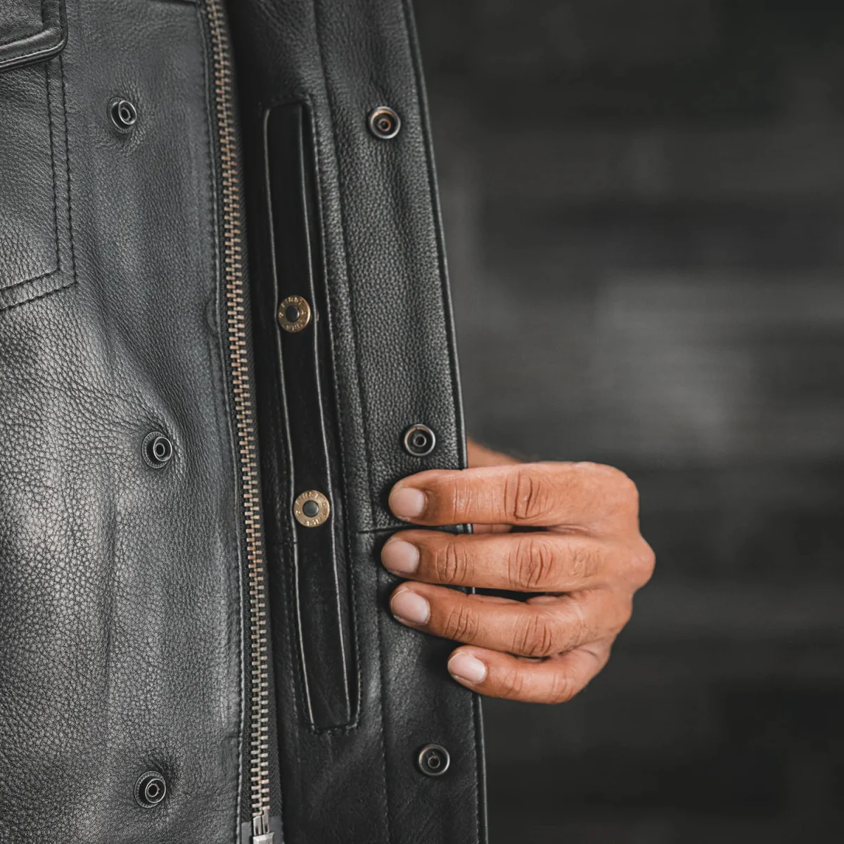 Sharp Shooter Men's Motorcycle Leather Vest - Image 4