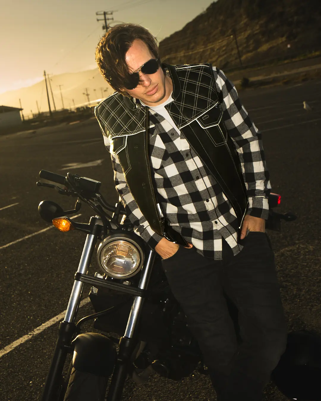 Finish Line - White Checker - Men's Motorcycle Leather Vest - Image 7